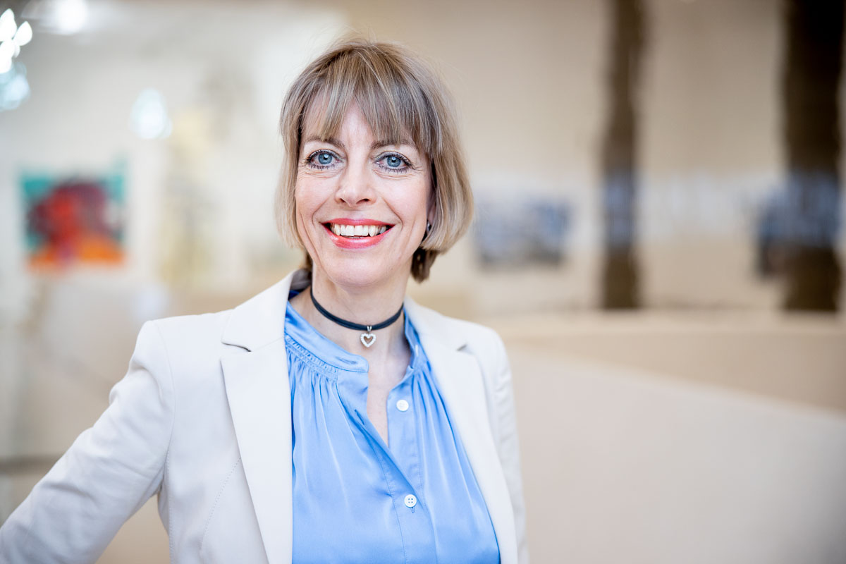Dr. Melanie Damm